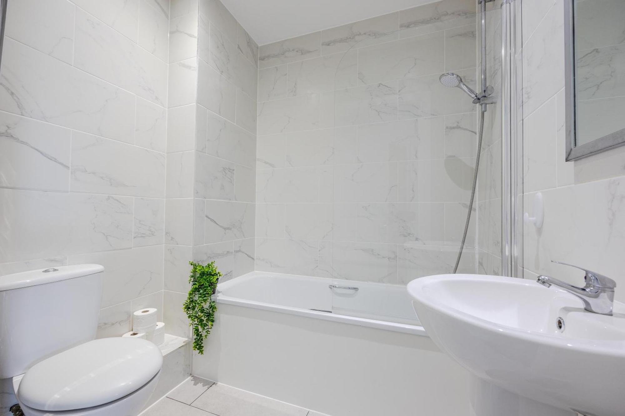 Vertigo Apartments Kingston upon Thames  Zewnętrze zdjęcie